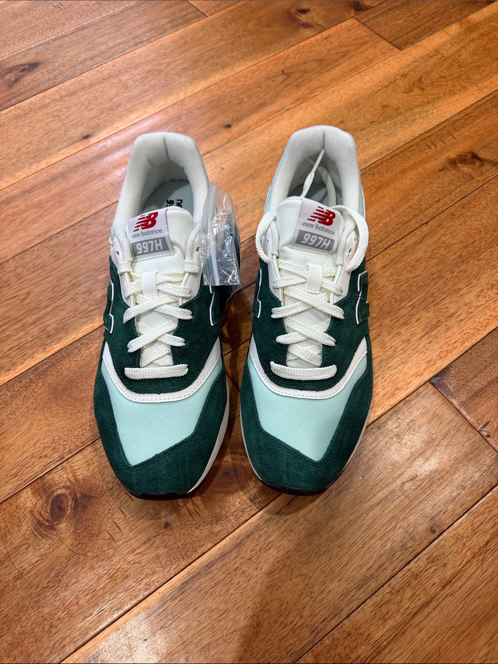 New Balance 997H sneakers in green suede and mint.  Size 10B.